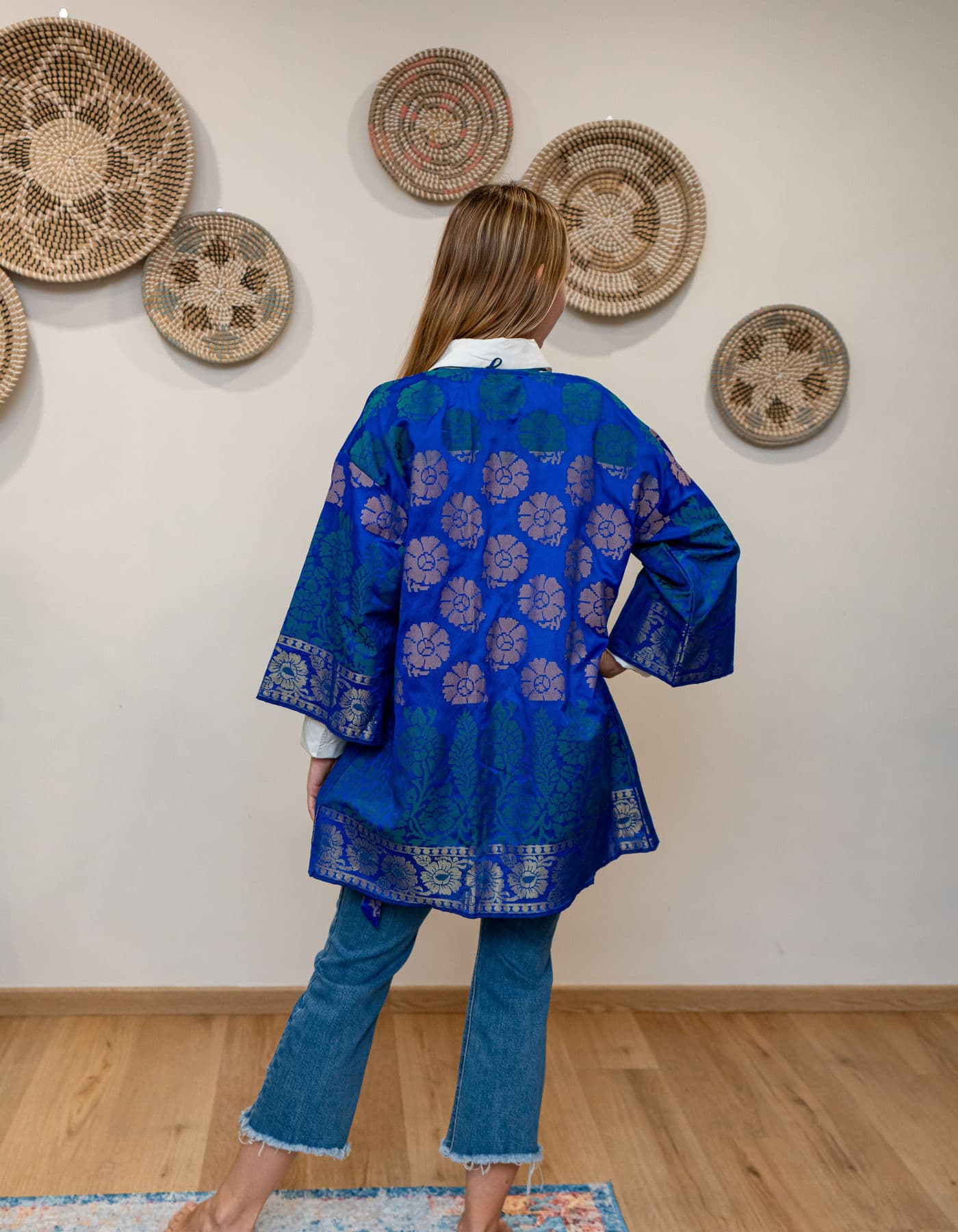 Azul kimono detail